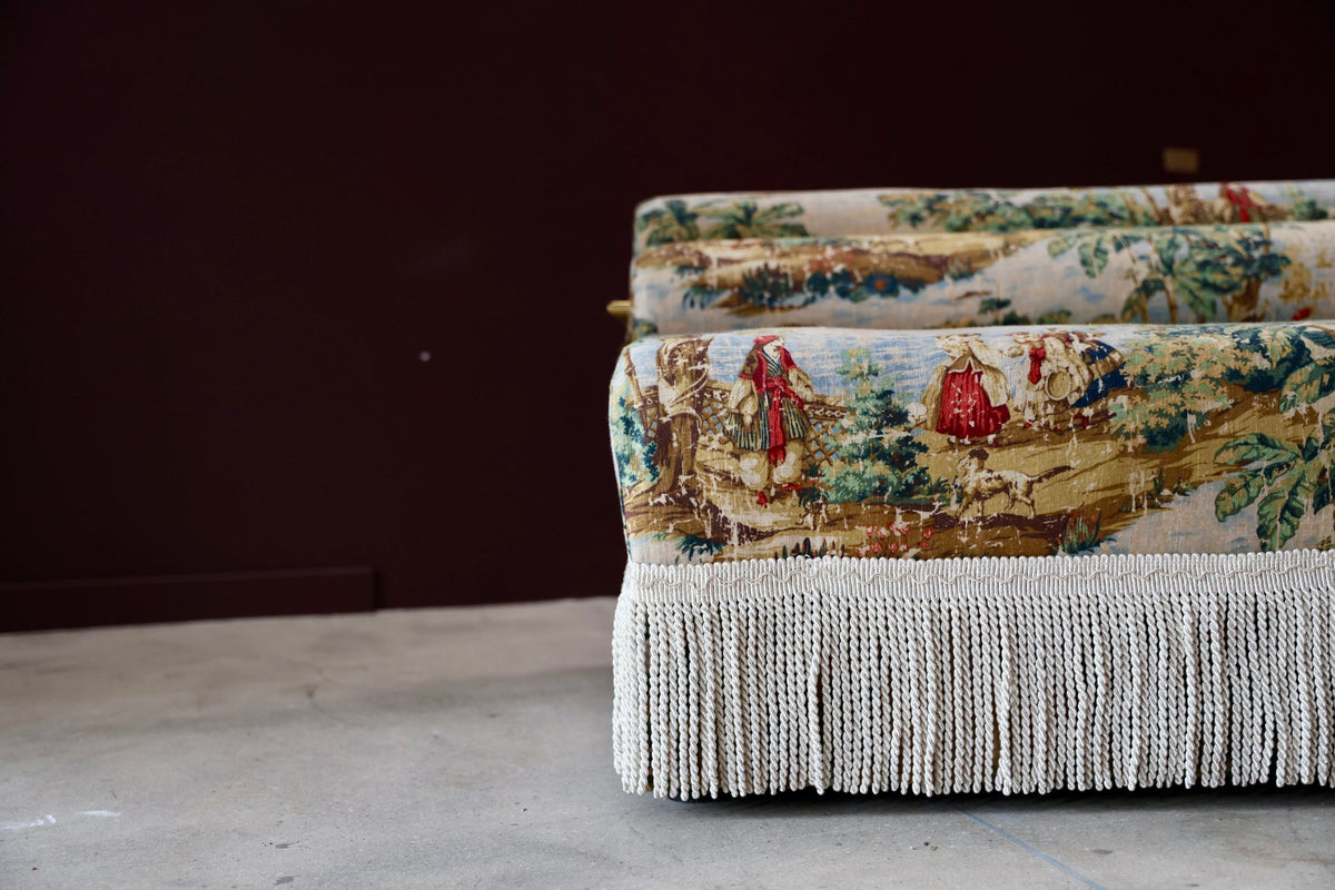 The Storyteller Sofa