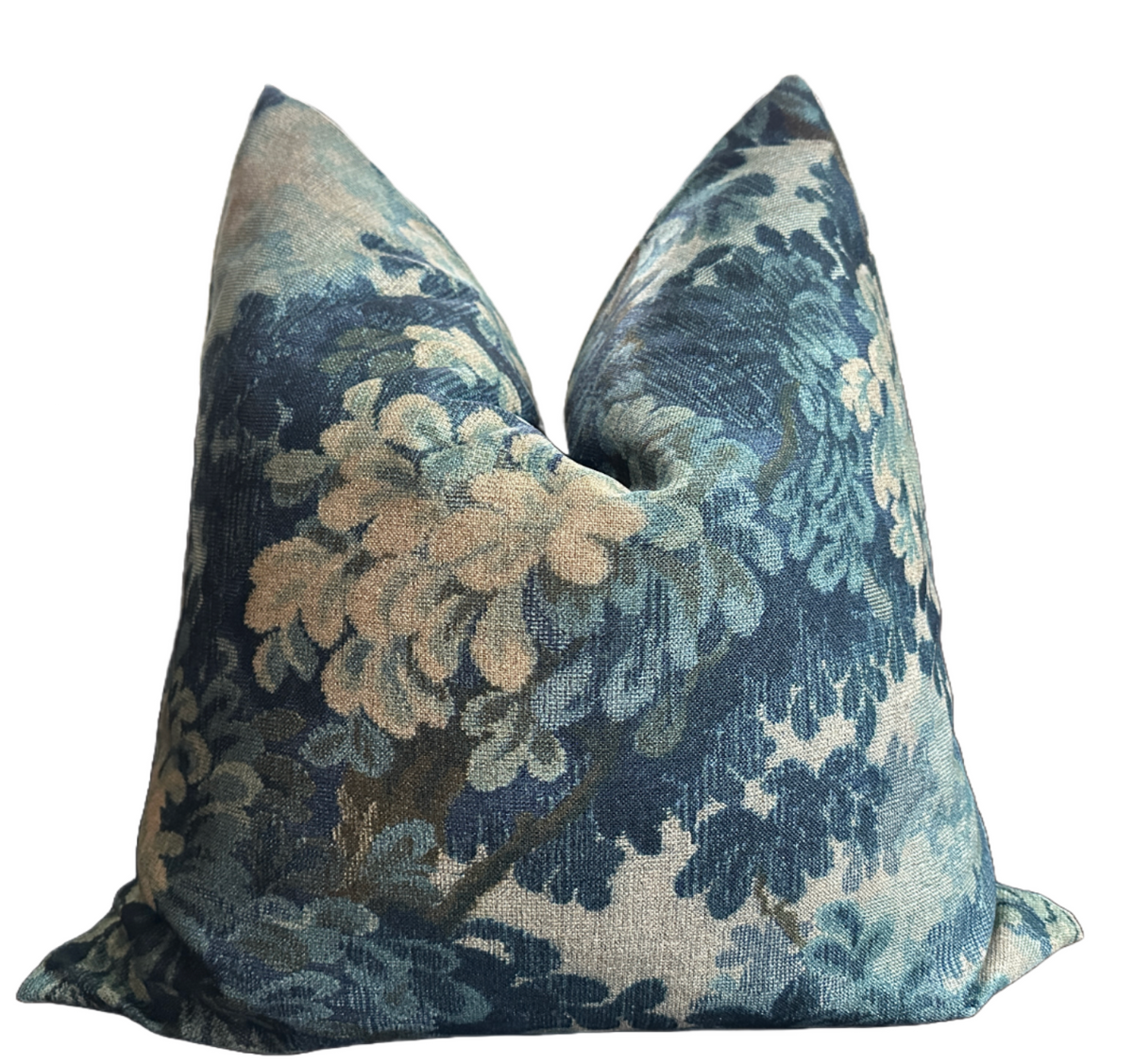 Nora Pillow