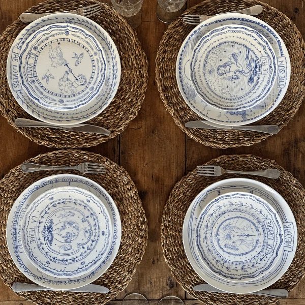 Les Éléments Plates