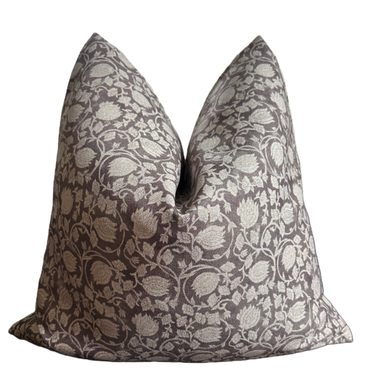 Etoile Pillow