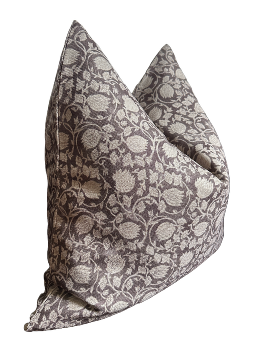 Etoile Pillow