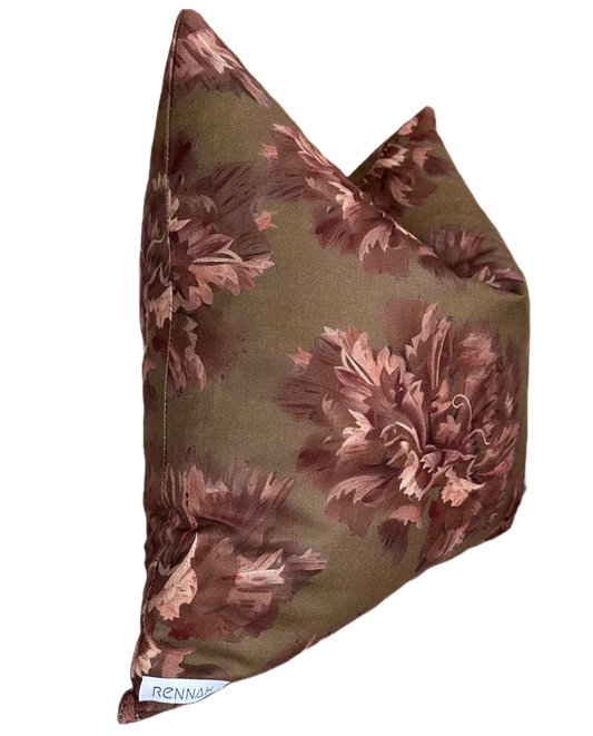 Charlotte Pillow