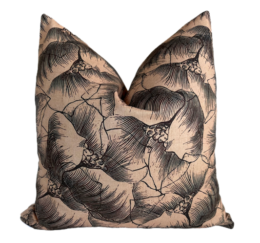 Amandine Pillow